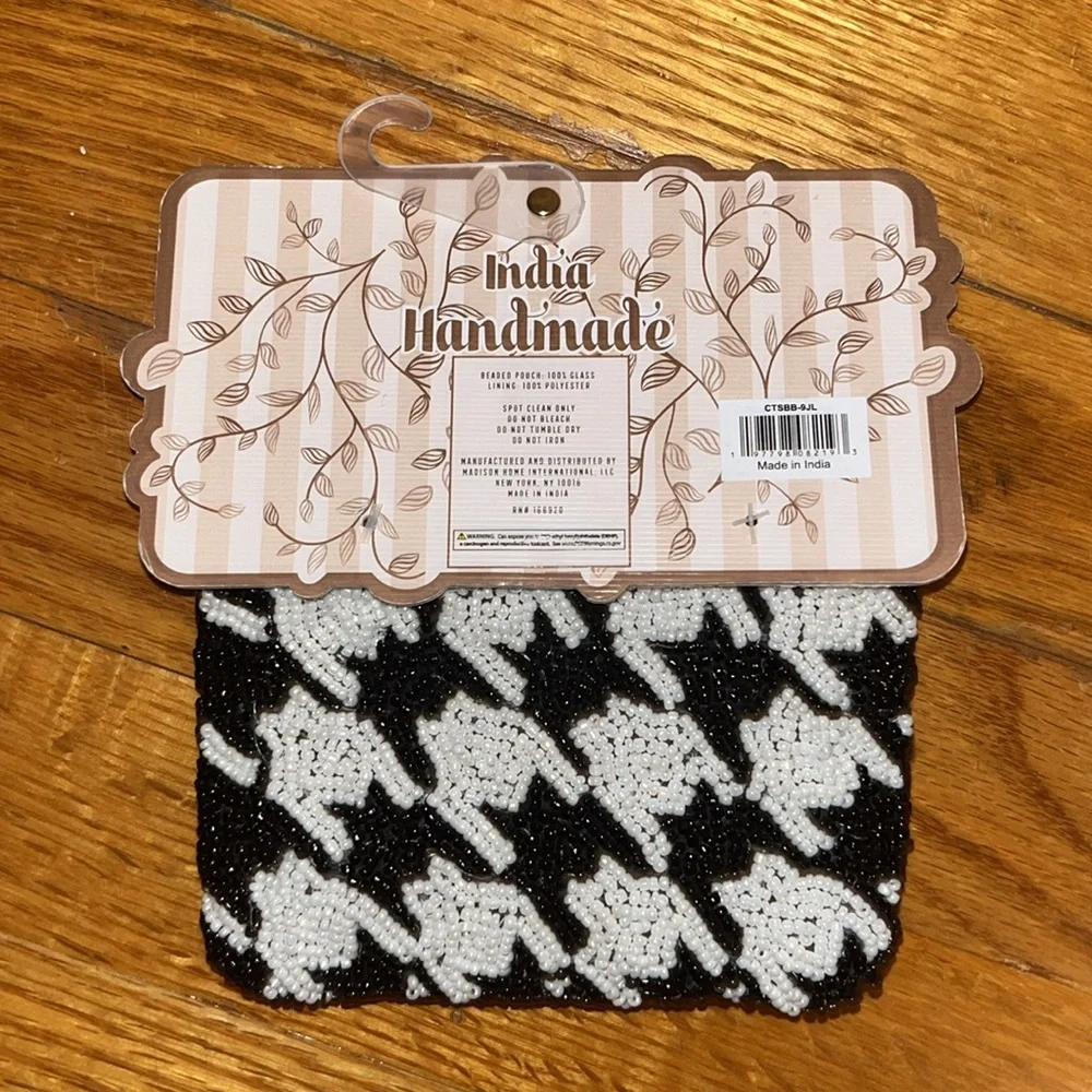 Beaded Houndstooth Coin Pouch